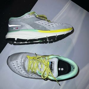 DiaDora Mythos 6 with Ortholite size 8